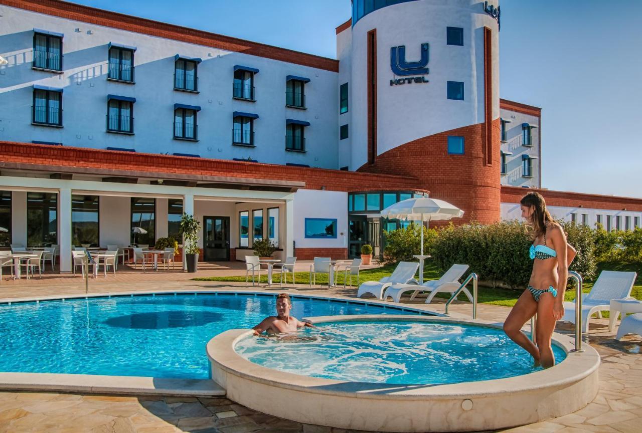 Lu' Hotel Carbonia Exterior photo